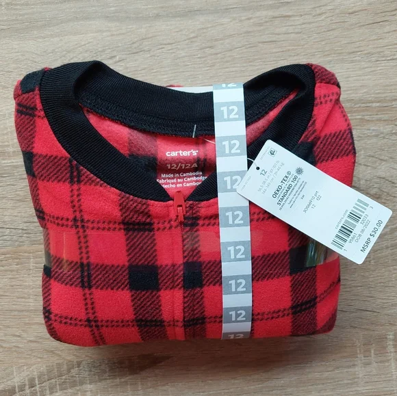 Carters nwt footed pajamas size 12 - Picture 2 of 9